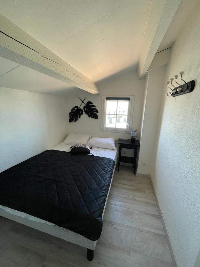 Appartement Duplex Climatise Le Trident Saintes-Maries-de-La-Mer Exterior foto